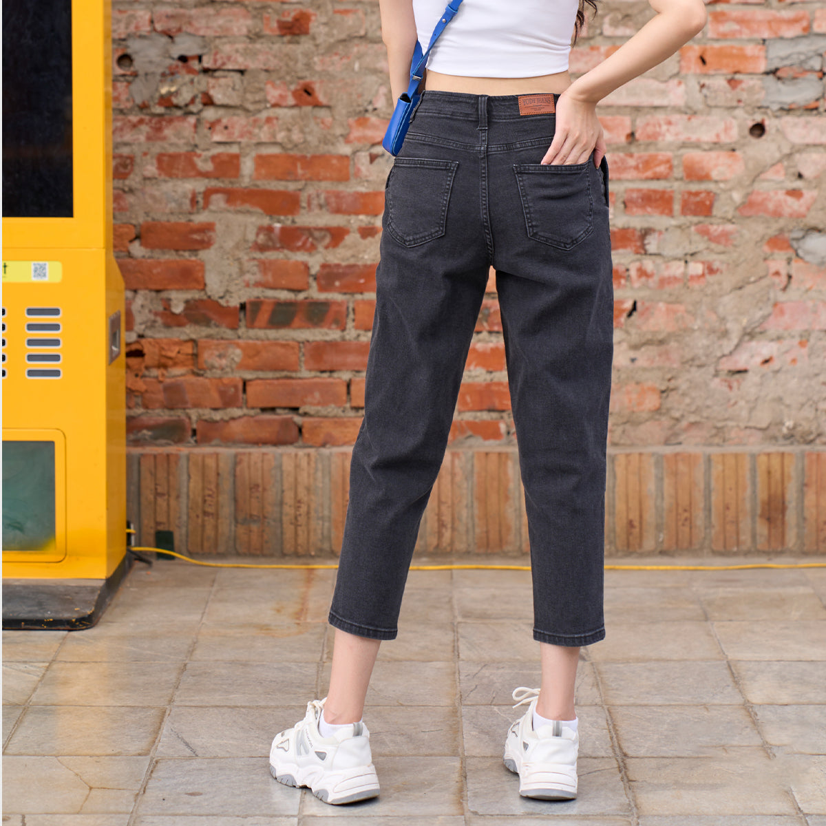 กางเกงยีนส์แบคกี้ผู้หญิง YODY เอวสูง ยืดหยุ่นได้ดี พรางหุ่น แมทช์ง่าย QJN3076